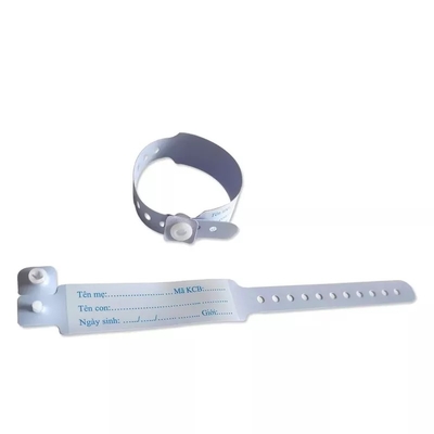 kopen PVC medische ID-armband Medisch verbruiksmateriaal Comfortabel Wegwerpbare duurzame en waterbestendige ID-armband online vervaardiging