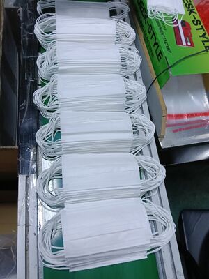 kopen Steriele 3-lagige chirurgische maskers Individueel verpakt 50 verpakkingen Wegwerp 98% Filtratie online vervaardiging