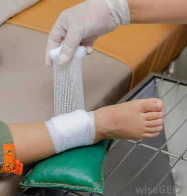 kopen Gaze Roll Medical 100% Cotton Dressing Gaze en Bandage Roll ISO goedgekeurd Steriele online vervaardiging