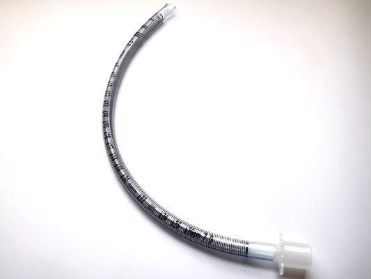 Goede prijs Het opnemen versterkte Endotracheal Buis 7.0mm Rae Endotracheal Tube online